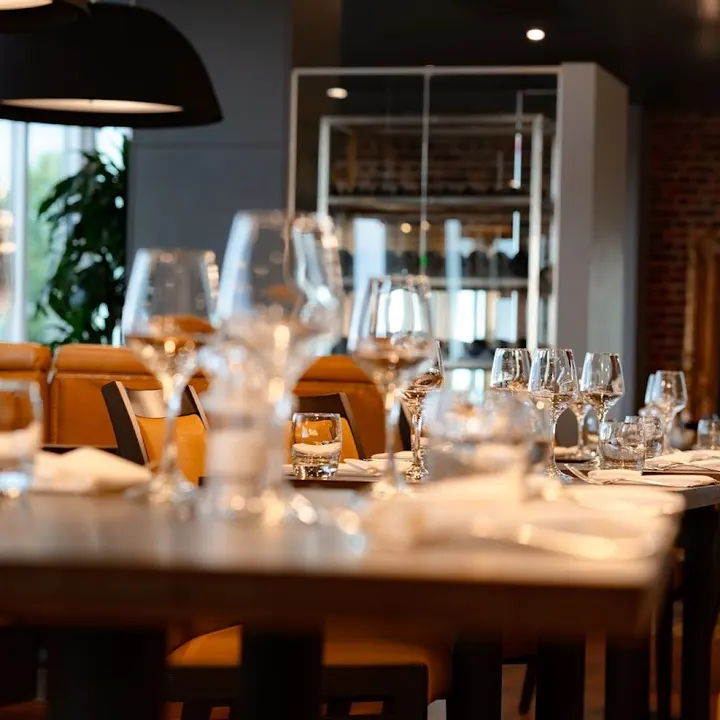 Photo of Stables Bar & Grill Restaurant @ Crowne Plaza Chester in Chester from Google Places 1