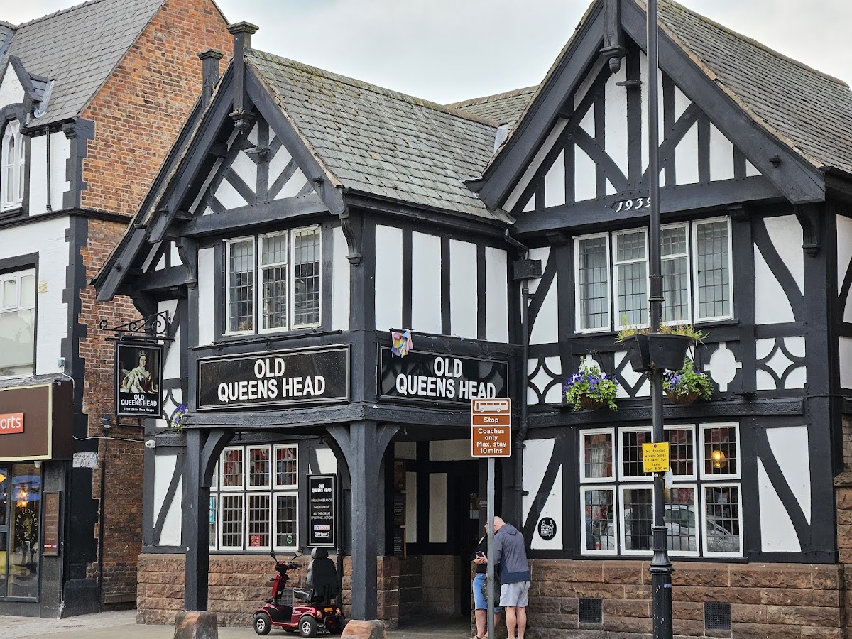 Old Queens Head Chester Google photo 3