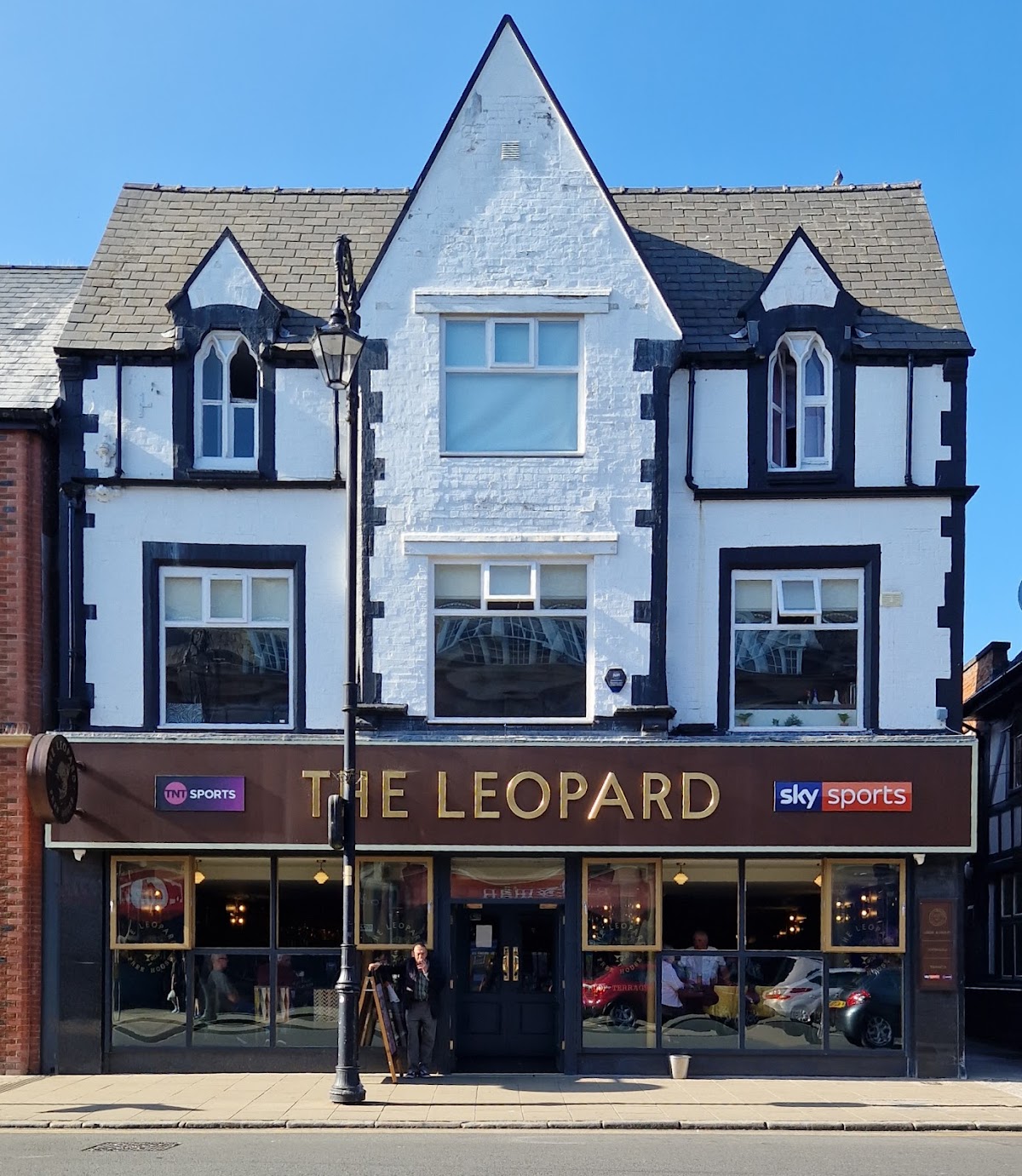 The Leopard Google photo 3