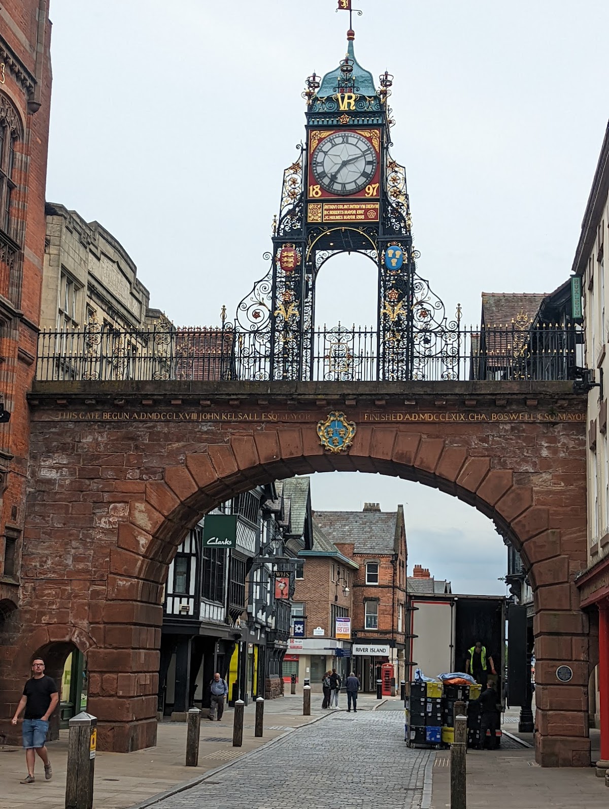 Eastgate Clock Google photo 2